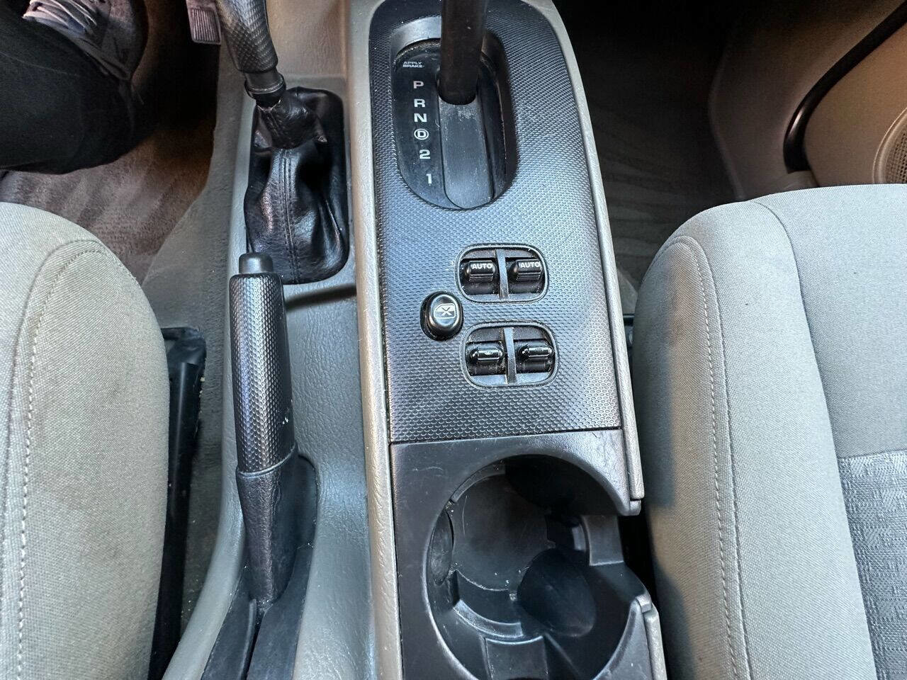 Used 2006 Jeep Liberty Sport w/ Skid Plate Group image 16