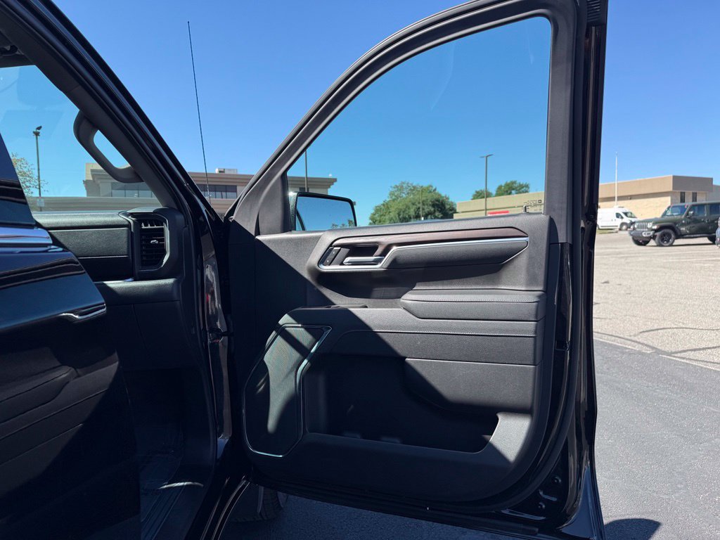 Used 2026 GMC Sierra 1500 SLT AWD/4WD image 24