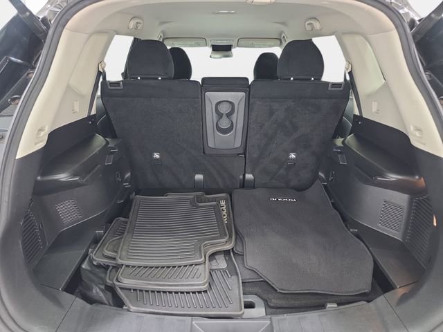 Used 2015 Nissan Rogue SV w/ SV Premium Package AWD/4WD image 31