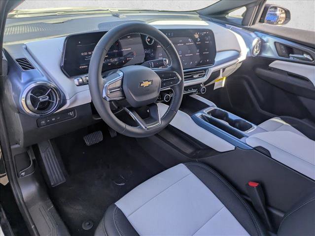 New 2026 Chevrolet Equinox EV LT image 3