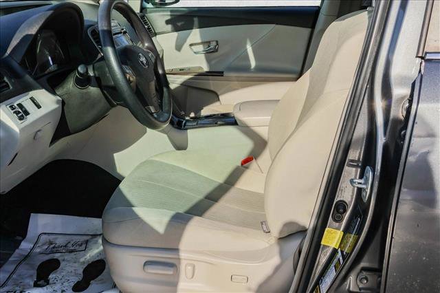 Used 2011 Toyota Venza image 11
