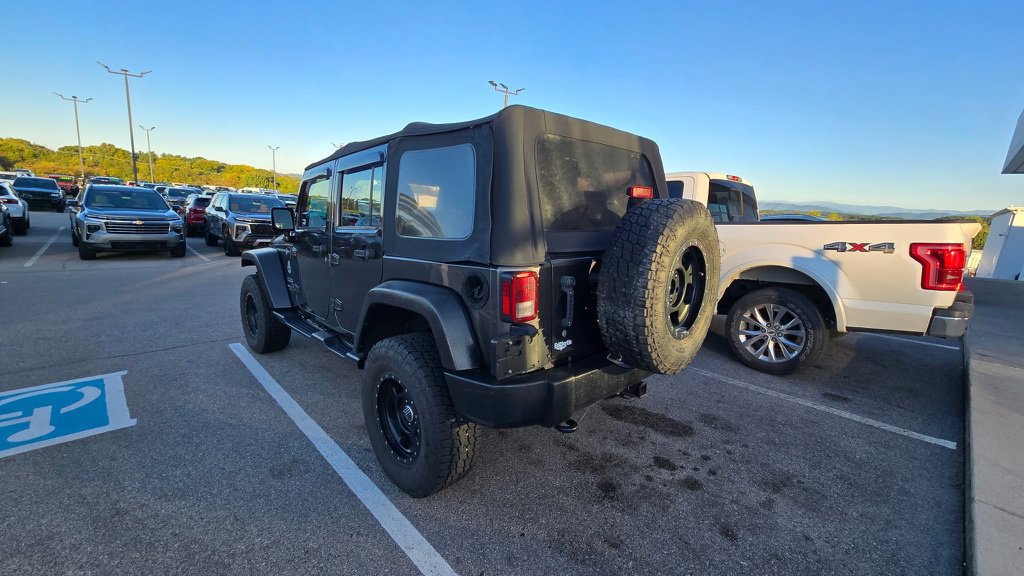 Used 2017 Jeep Wrangler Unlimited Sport w/ Max Tow Package AWD/4WD image 4