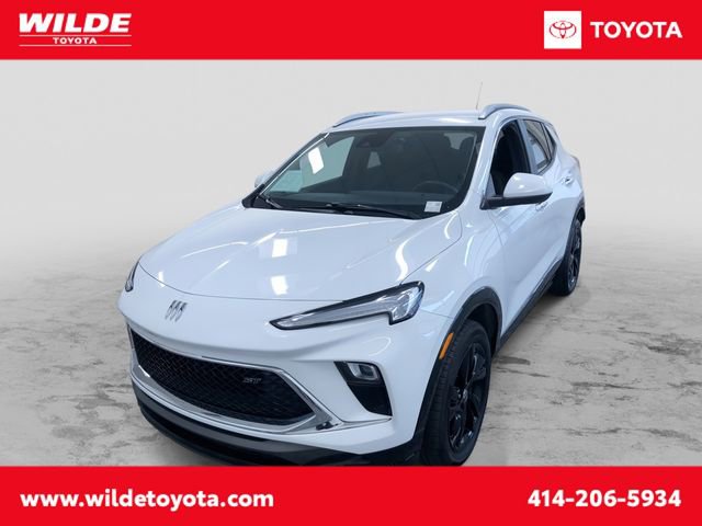 Used 2024 Buick Encore GX Sport Touring image 1