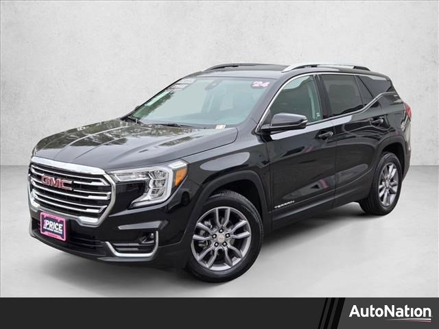 Used 2024 GMC Terrain SLT image 1