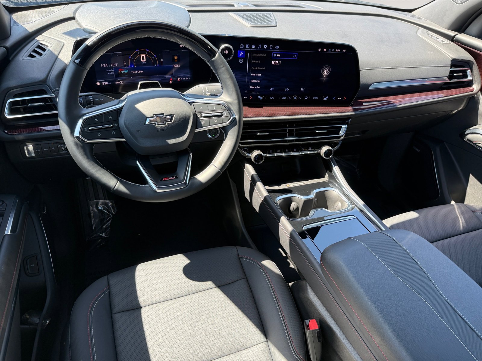 Used 2025 Chevrolet Traverse Z71 w/ Enhanced Driving Package image 15