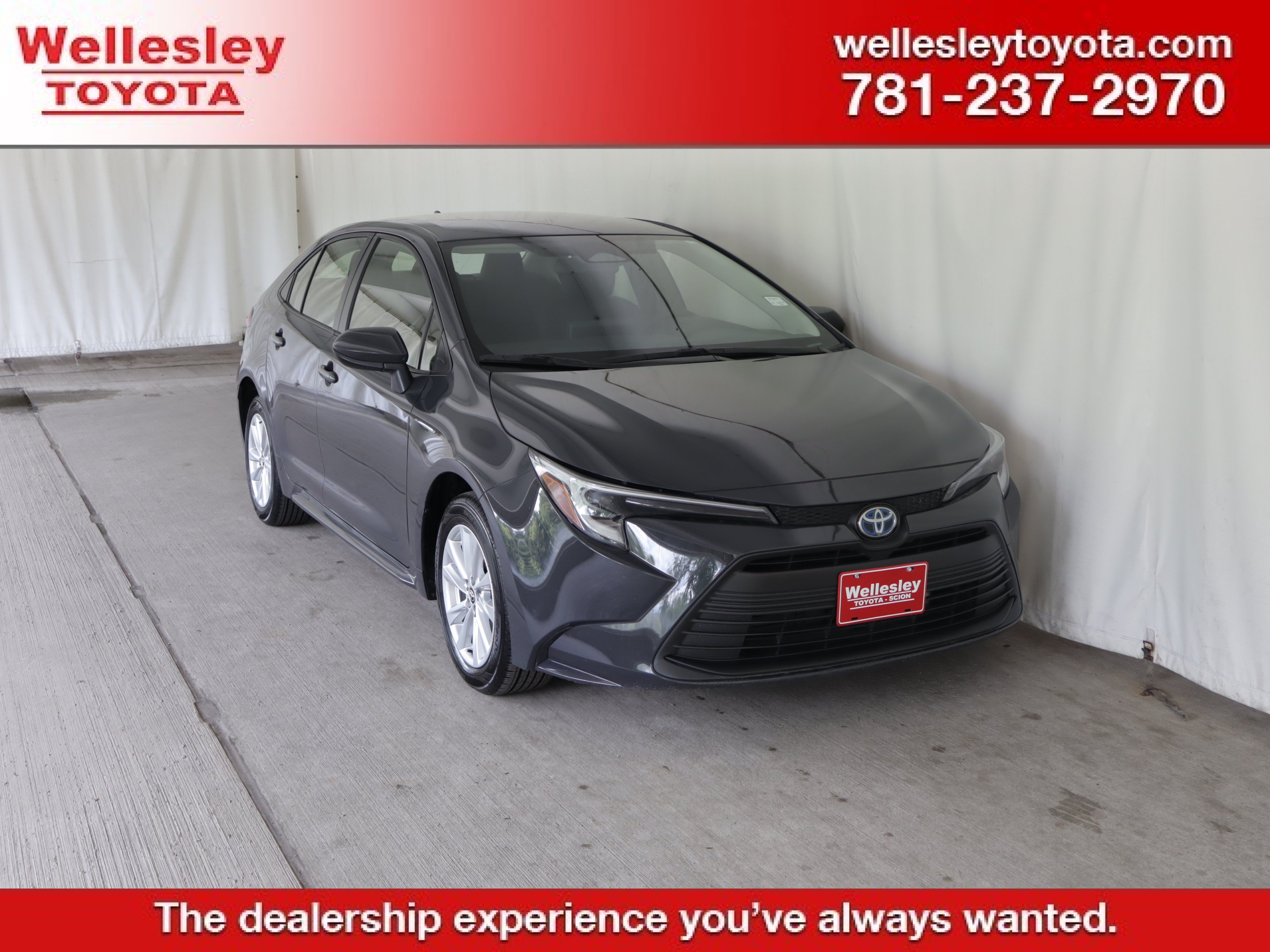 Used 2025 Toyota Corolla LE w/ LE Premium Package