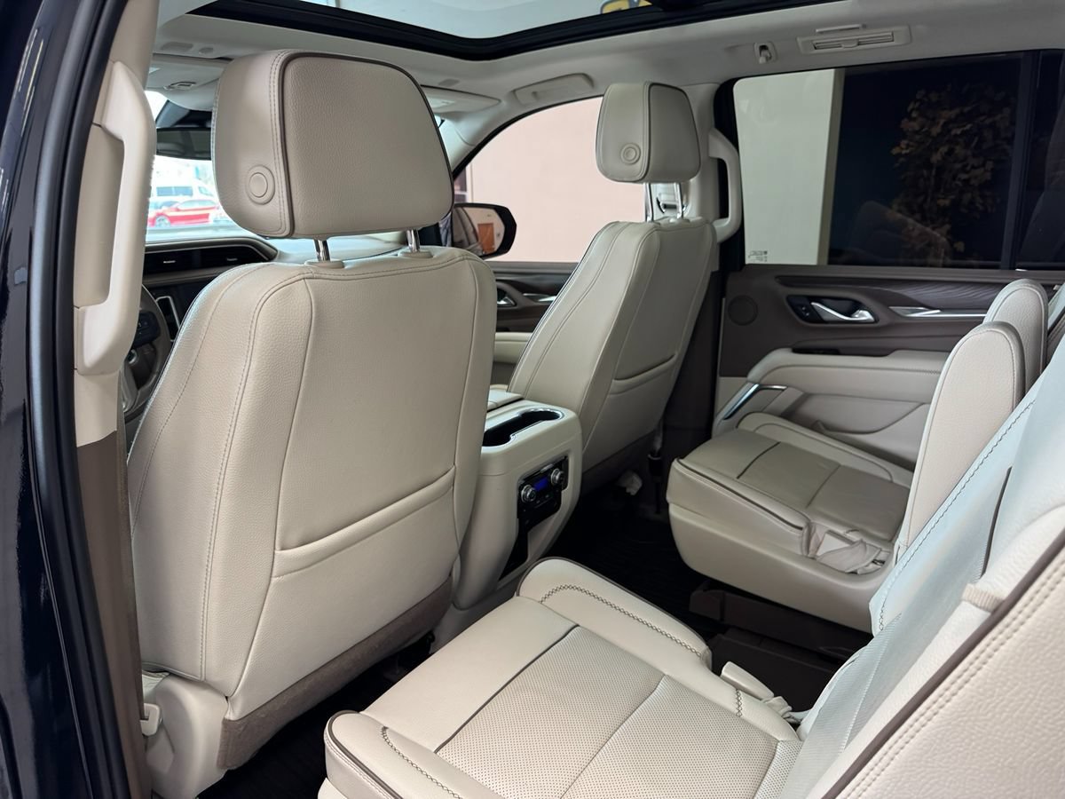 Used 2023 GMC Yukon Denali AWD/4WD image 47