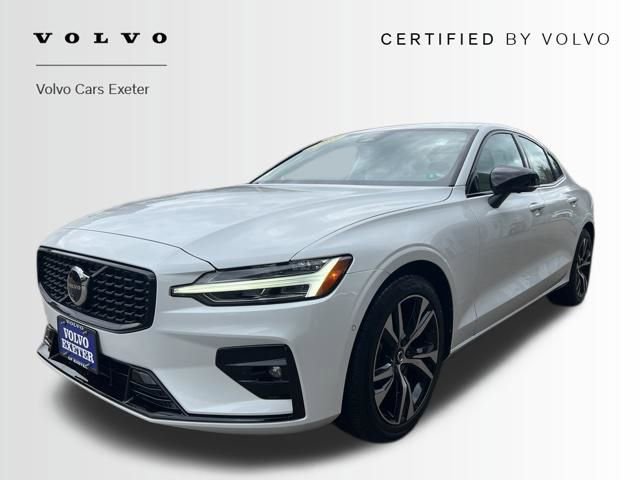 Certified 2025 Volvo S60 B5 Plus image 3
