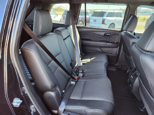 Used 2023 Honda Passport Elite image 24