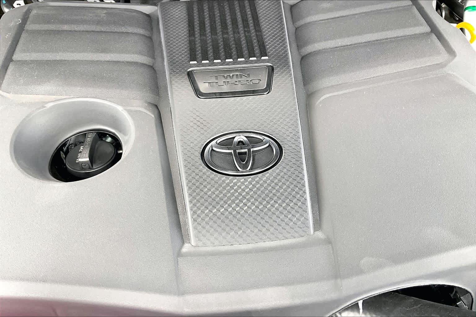 New 2026 Toyota Tundra SR5 w/ SR5 Convenience Package RWD image 17