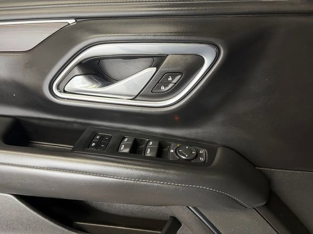 Used 2023 Chevrolet Suburban LT image 12