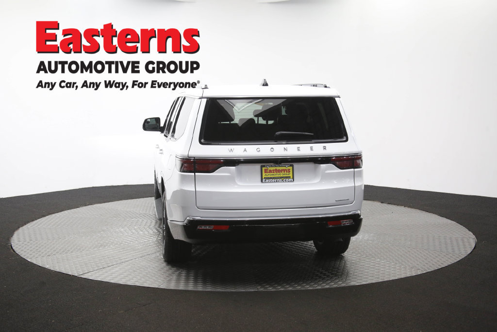 Used 2024 Jeep Wagoneer Series II w/ Flexible Seating Group RWD image 40