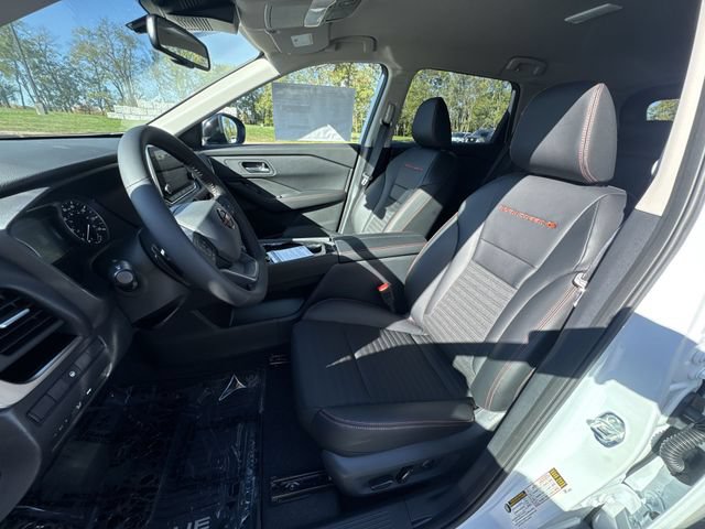 New 2026 Nissan Rogue SV w/ Rock Creek Premium Package AWD/4WD image 11
