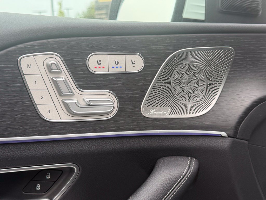 Used 2026 Mercedes-Benz GLS 450 4MATIC image 16