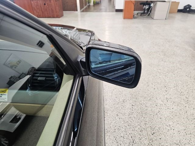 Used 2002 BMW 325i Sedan image 34