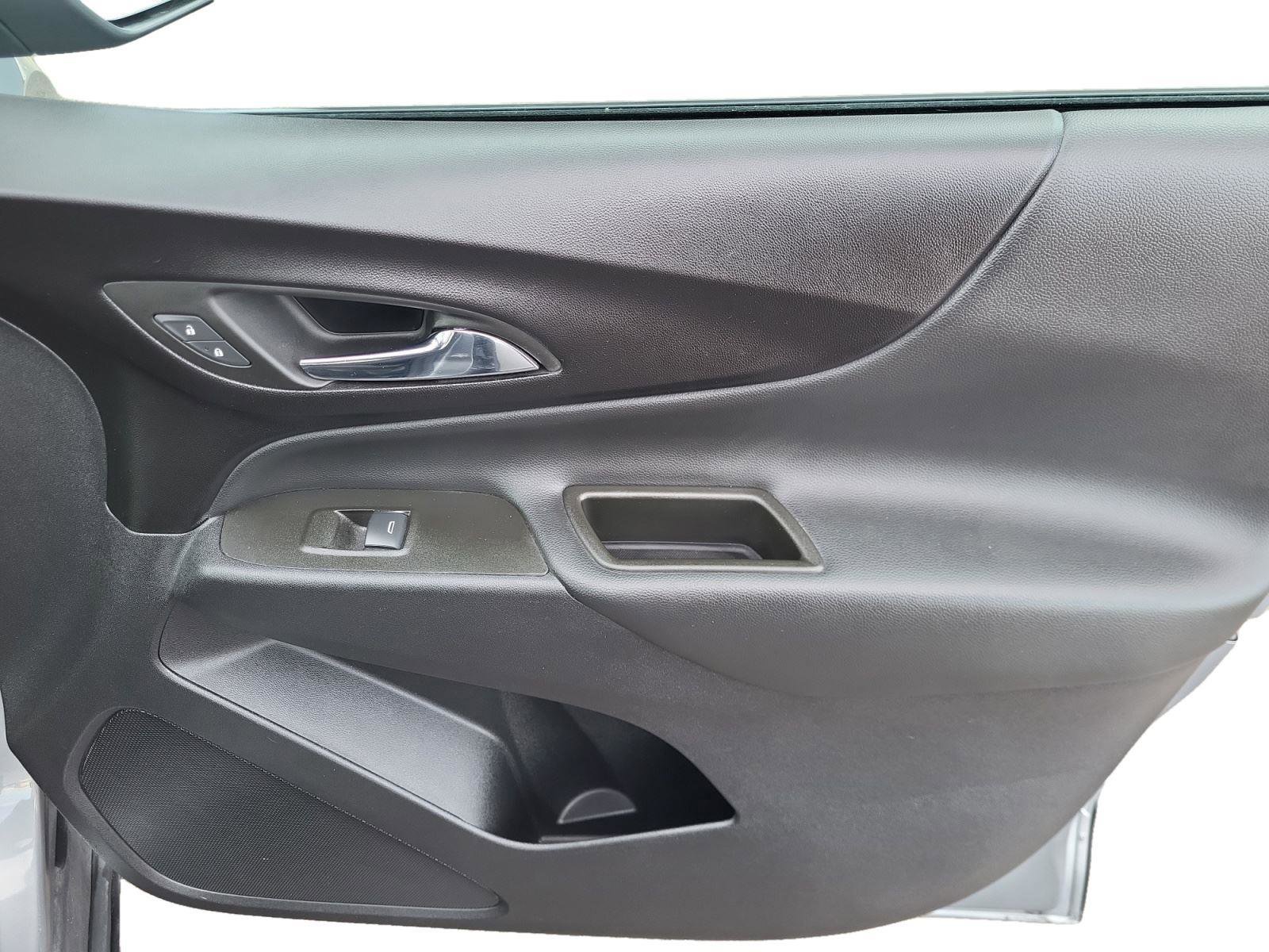 Used 2023 Chevrolet Equinox LT image 26