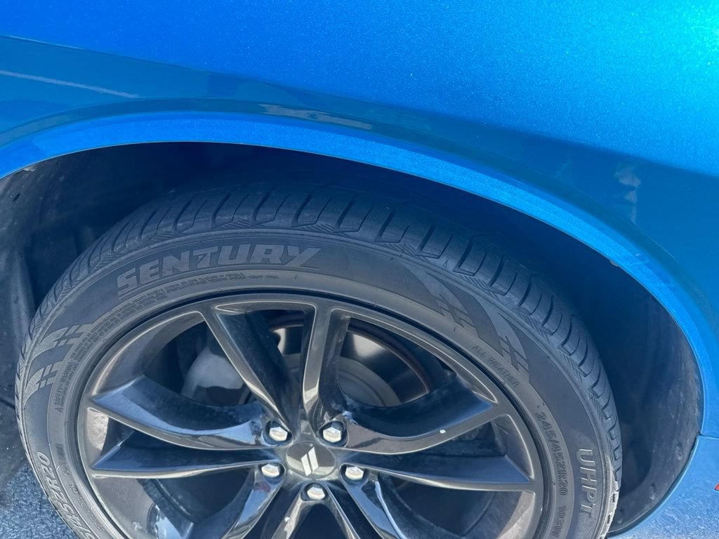 Used 2018 Dodge Challenger SXT w/ Blacktop Package RWD image 10