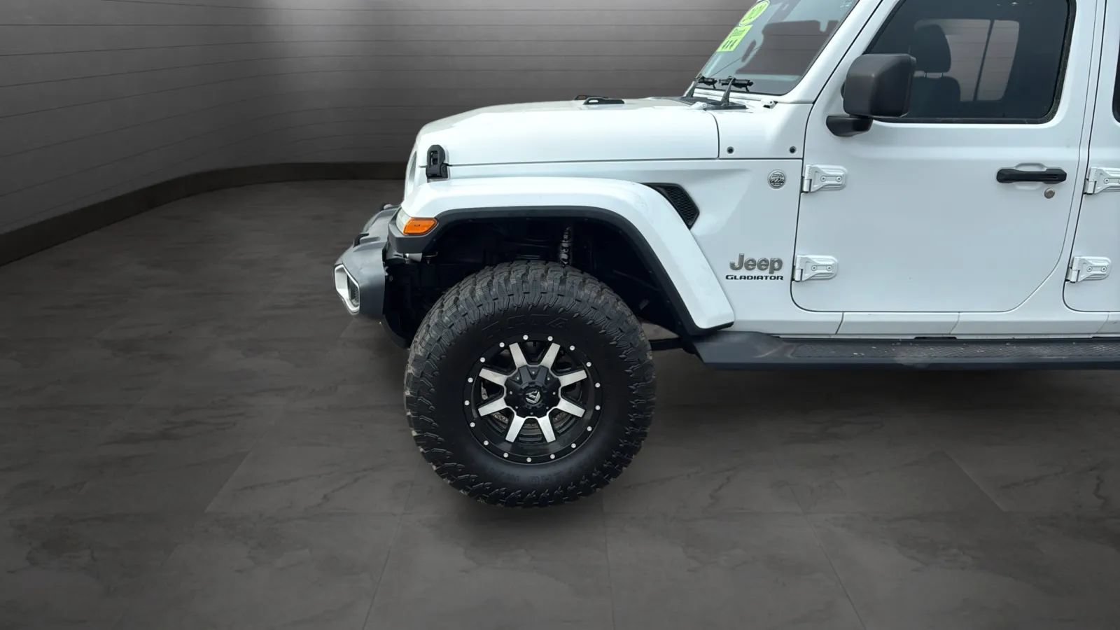 Used 2020 Jeep Gladiator Overland w/ LED Lighting Group AWD/4WD image 20