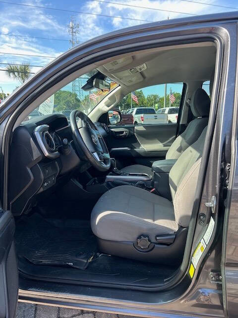 Used 2021 Toyota Tacoma SR5 image 19