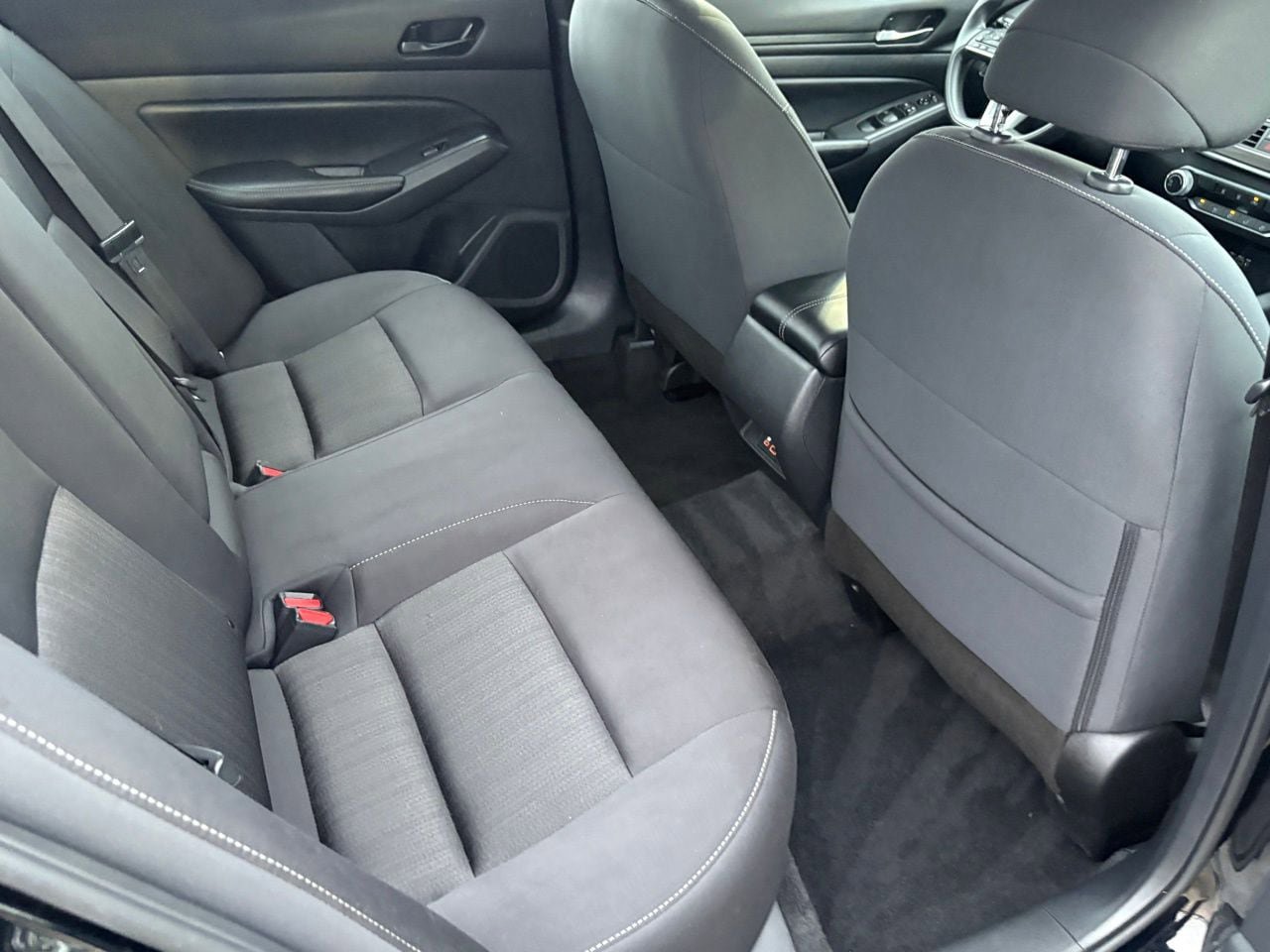 Certified 2025 Nissan Altima 2.5 SV FWD image 37