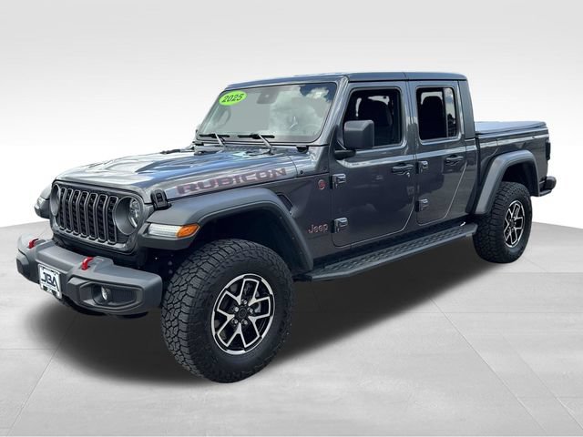 Used 2025 Jeep Gladiator Rubicon w/ Convenience Group AWD/4WD image 22