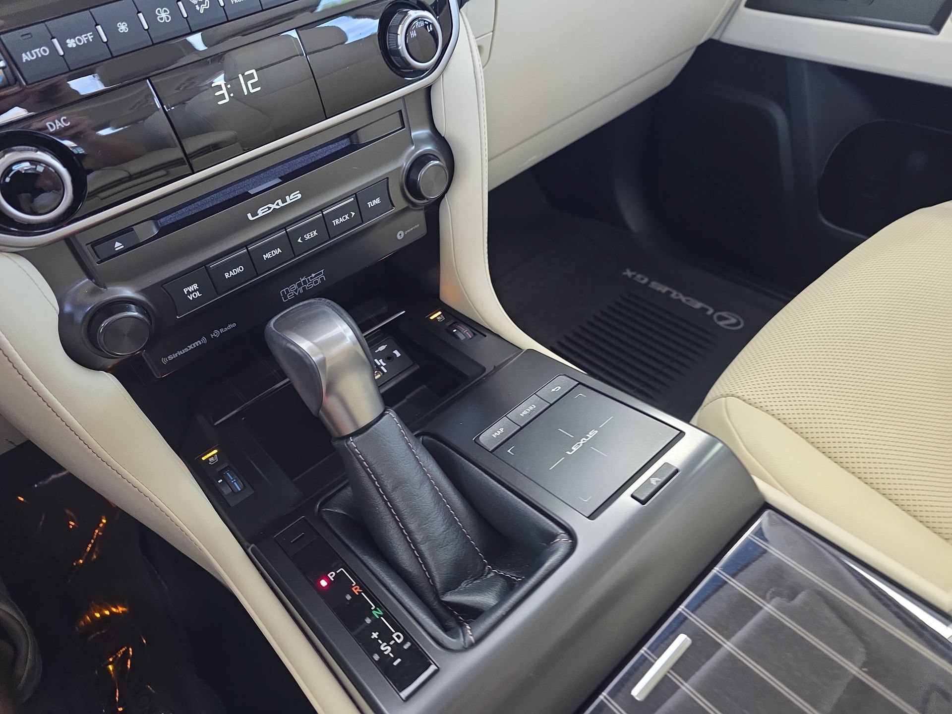Used 2023 Lexus GX 460 Premium AWD/4WD image 24