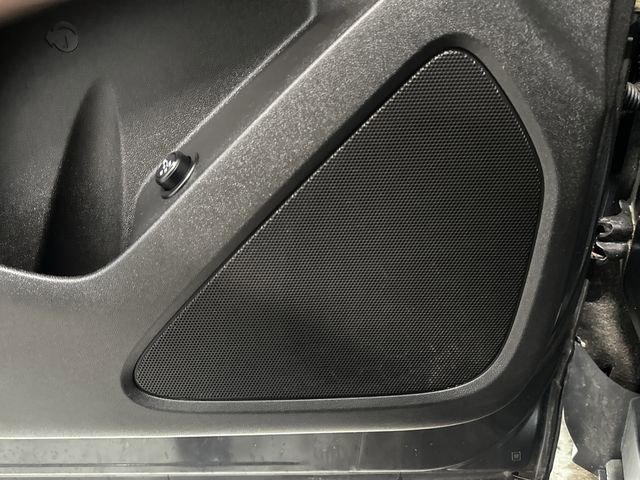 Used 2018 Chevrolet Equinox LT image 23