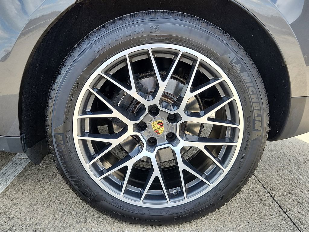 Used 2018 Porsche Macan Sport Edition image 10