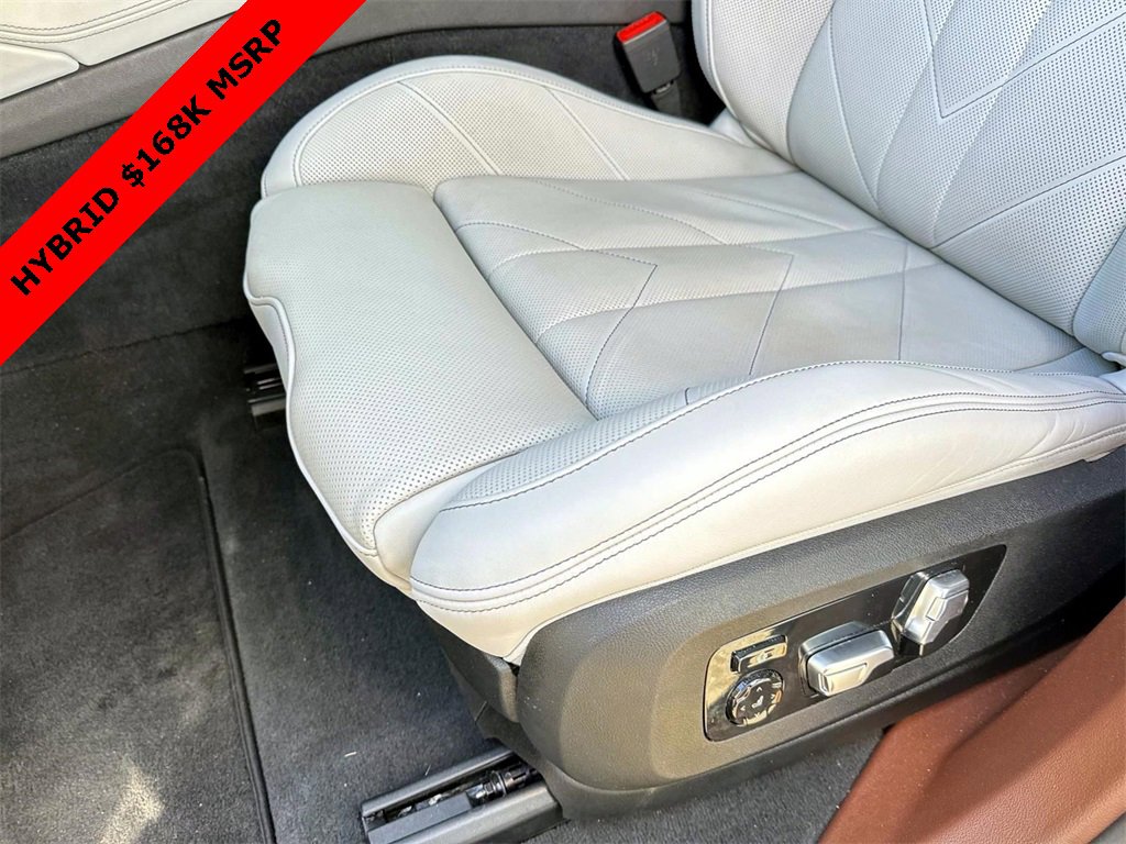 Used 2023 BMW XM image 18