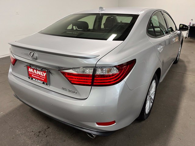 Used 2015 Lexus ES 350 w/ Premium Package FWD image 3