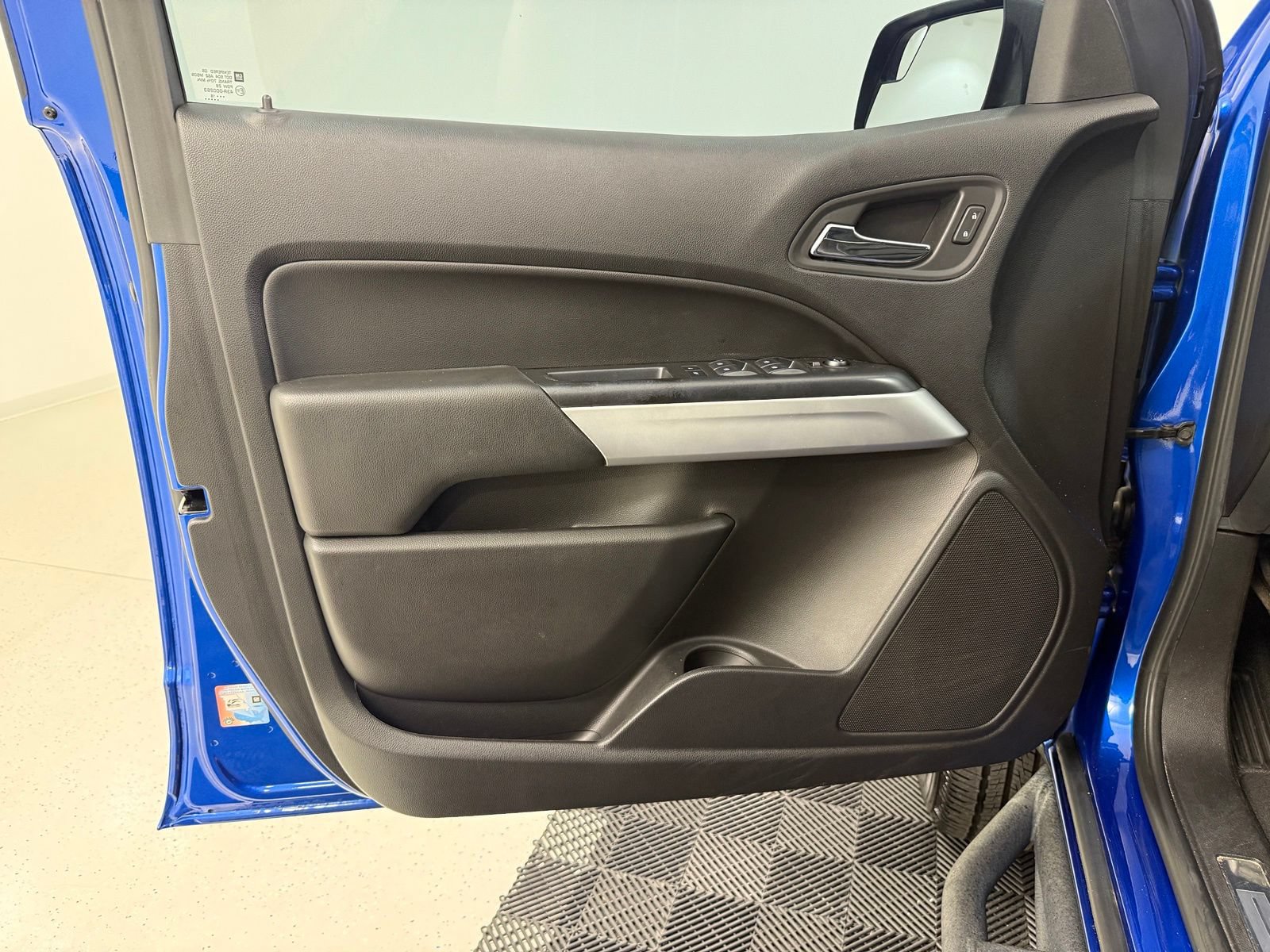 Used 2018 Chevrolet Colorado ZR2 AWD/4WD image 14