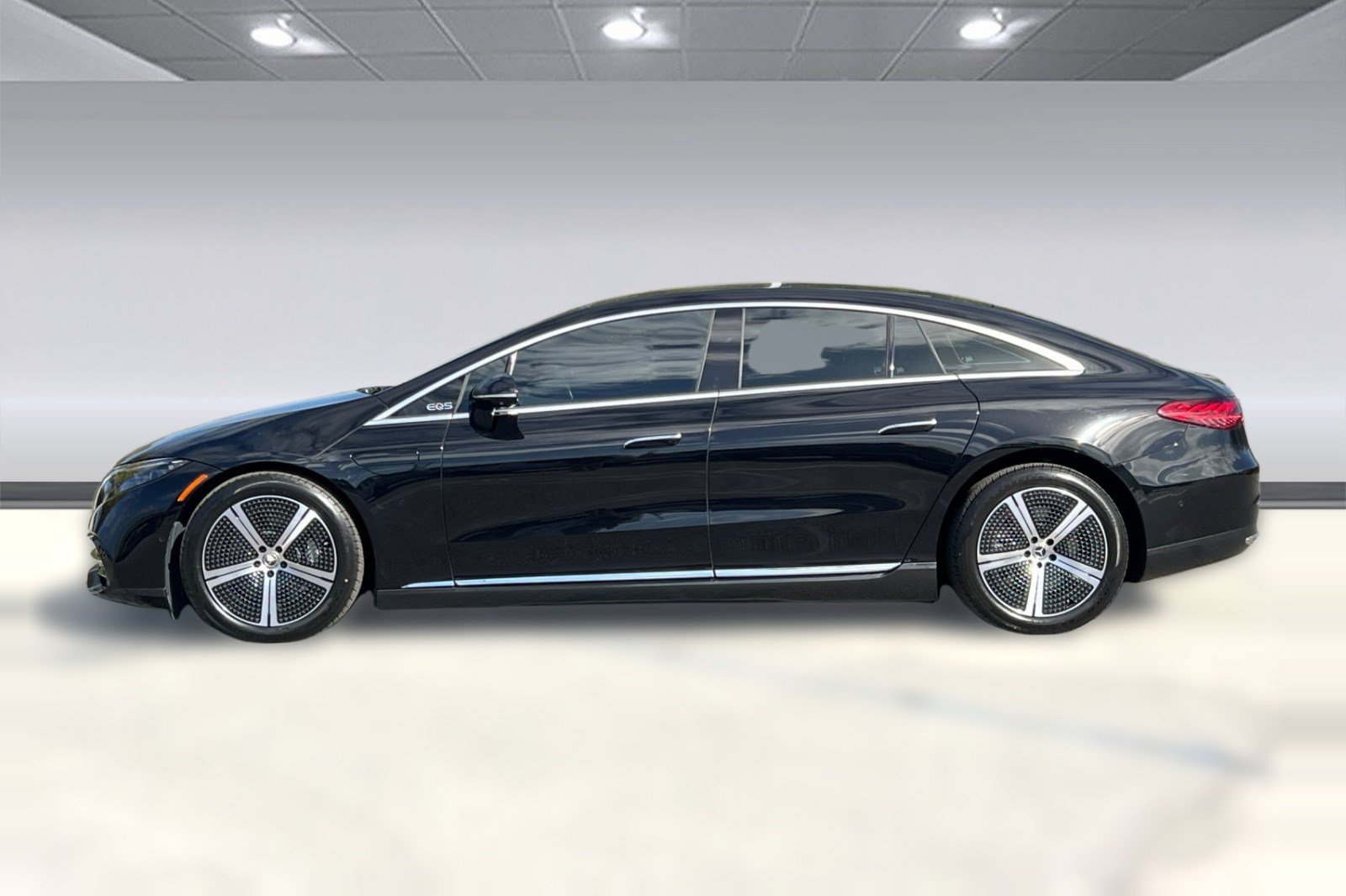Certified 2024 Mercedes-Benz EQS 450+ 4MATIC Sedan image 2