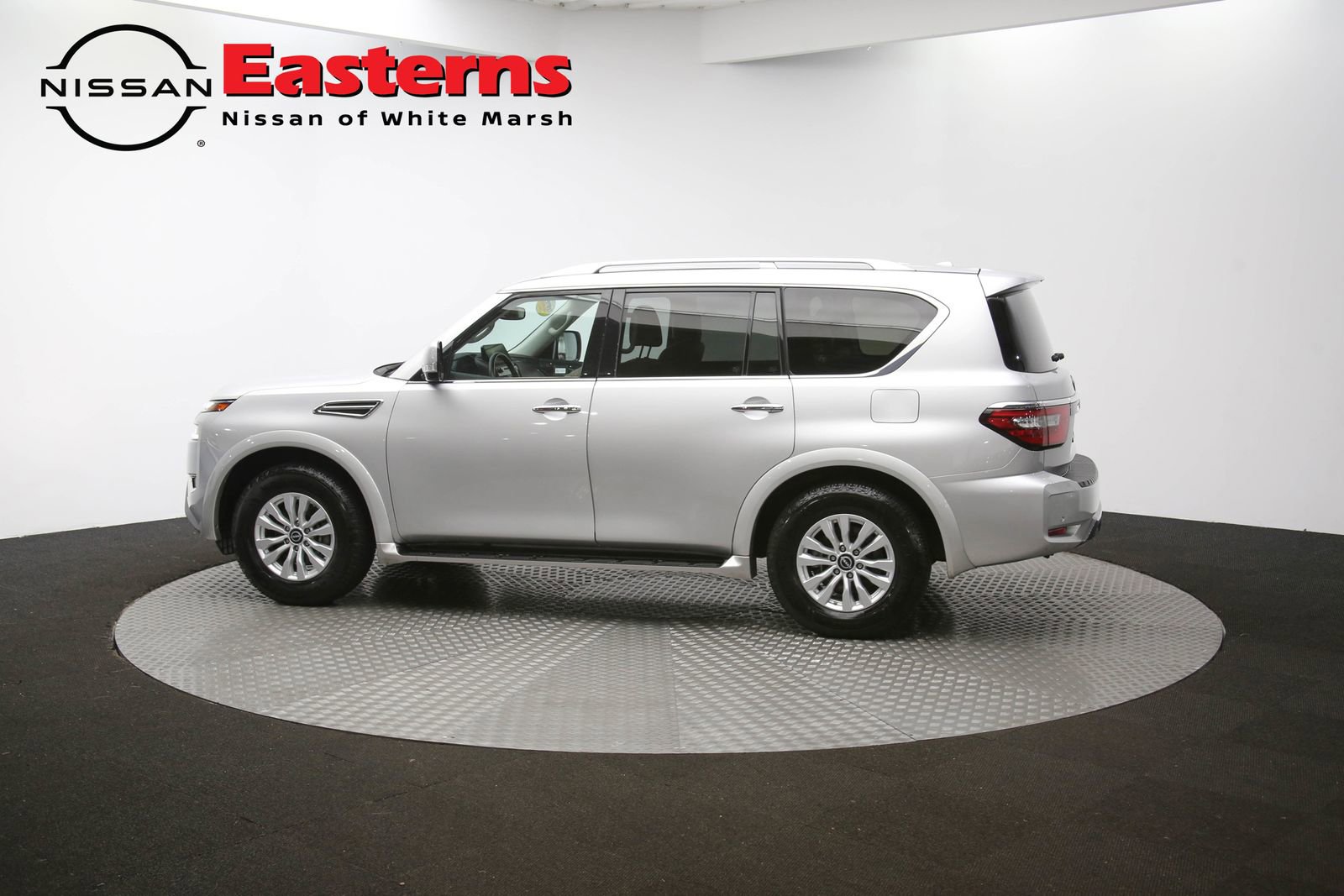 Used 2024 Nissan Armada SV image 59