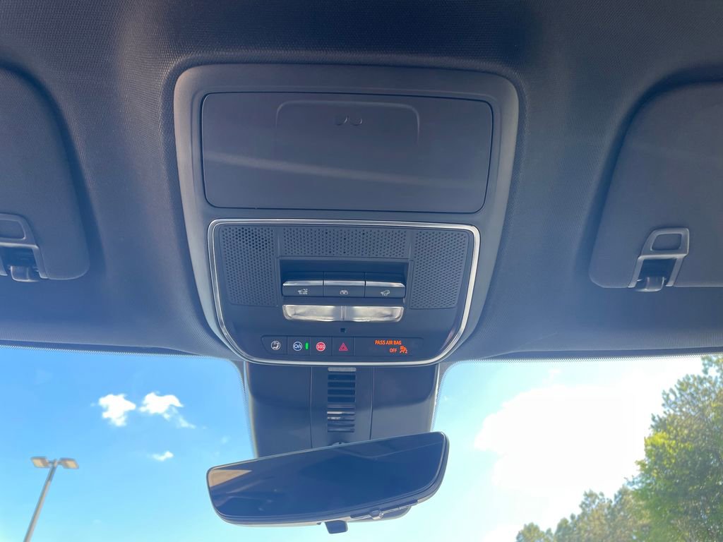 Used 2026 Chevrolet Traverse High Country w/ LPO, Floor Liner Package AWD/4WD image 20