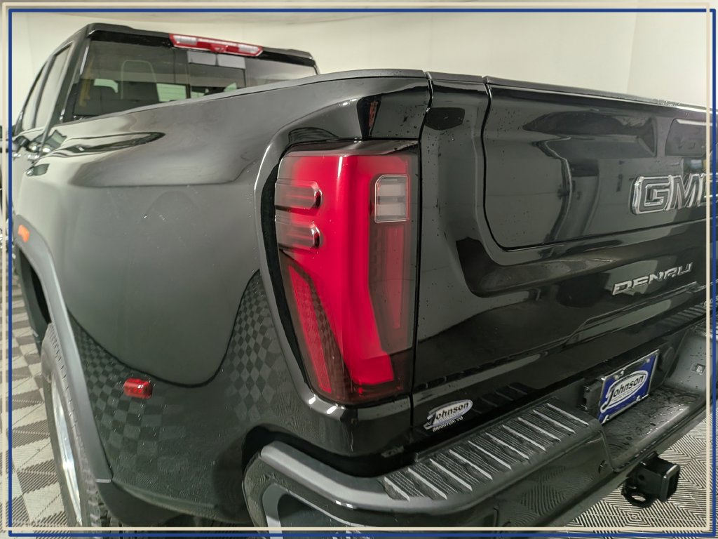 New 2026 GMC Sierra 3500 Denali Ultimate AWD/4WD image 10