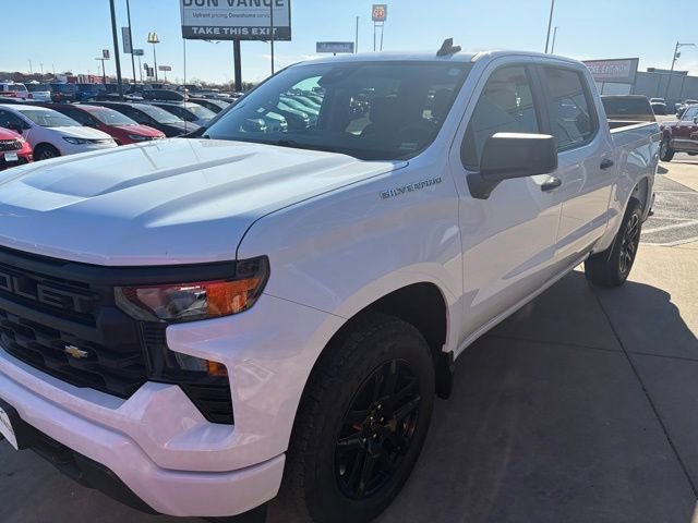 Used 2022 Chevrolet Silverado 1500 Custom image 2