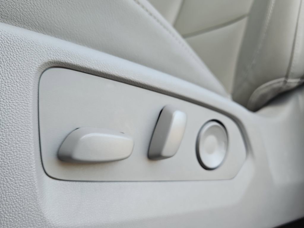 Used 2023 GMC Sierra 1500 SLT w/ SLT Premium Package image 35