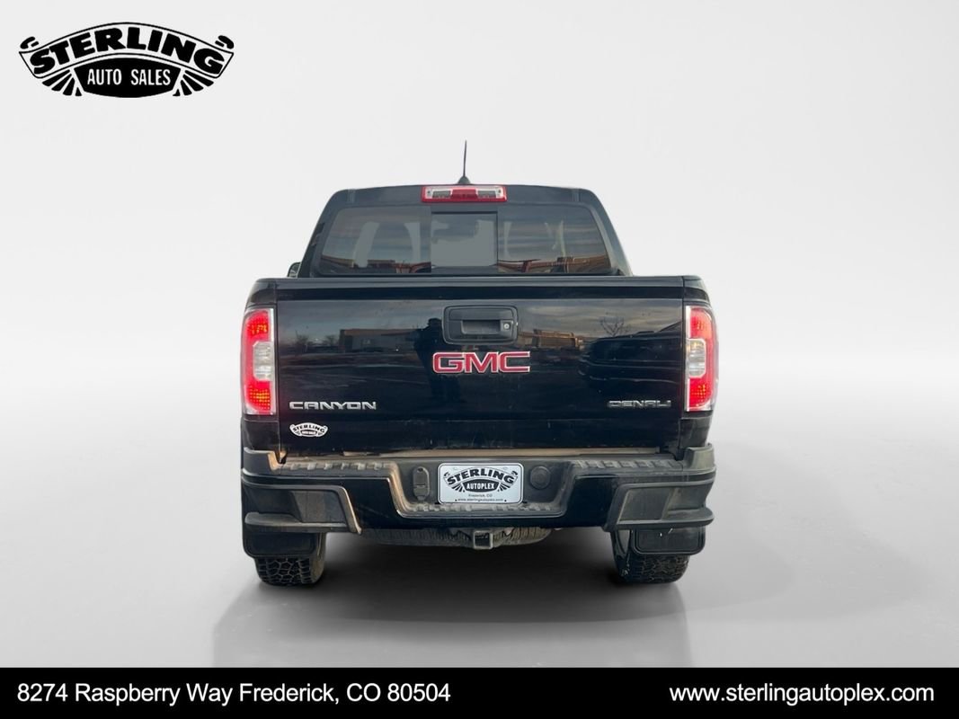 Used 2018 GMC Canyon Denali image 4