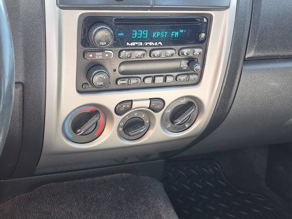Used 2011 Chevrolet Colorado LT RWD image 23