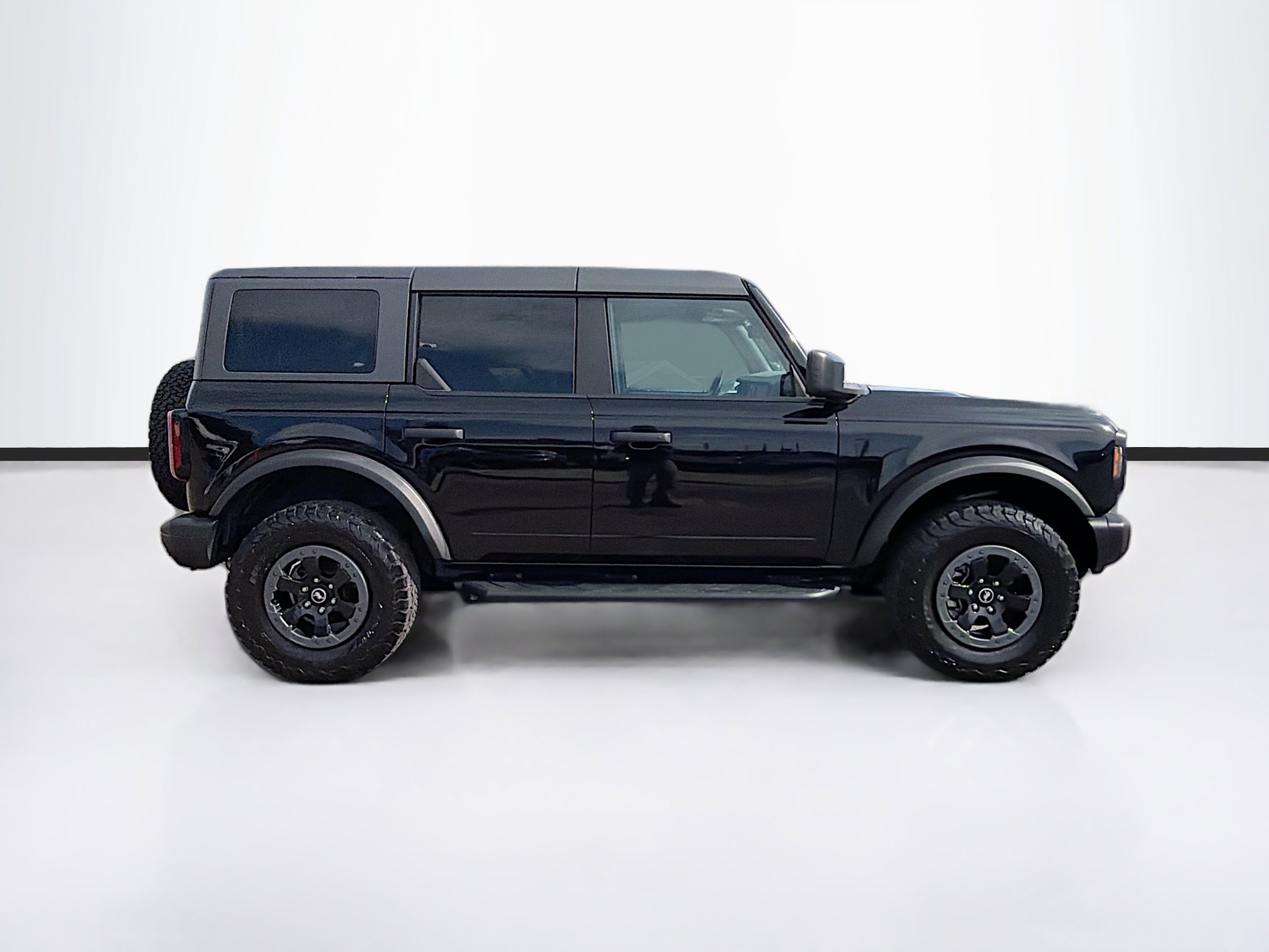Used 2022 Ford Bronco Badlands image 2