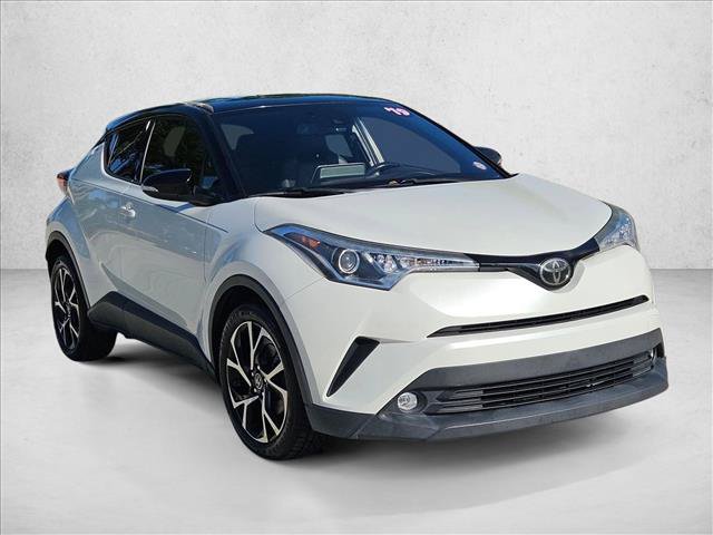 Used 2019 Toyota C-HR Limited FWD image 3