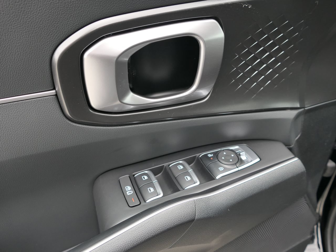 New 2026 Kia Sorento S FWD image 12