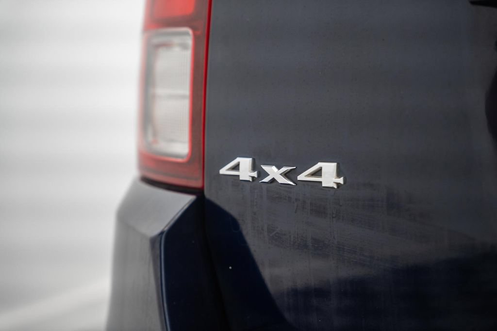 Used 2016 Jeep Compass Sport w/ Power Value Group AWD/4WD image 9