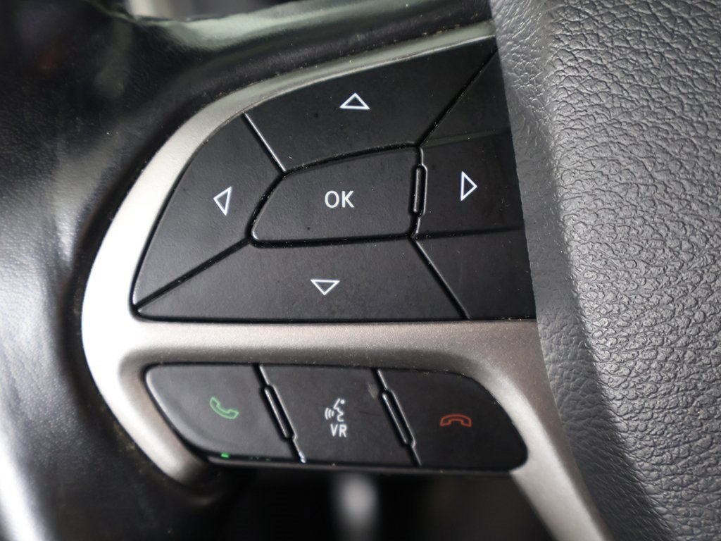 Used 2021 Jeep Grand Cherokee Limited image 44