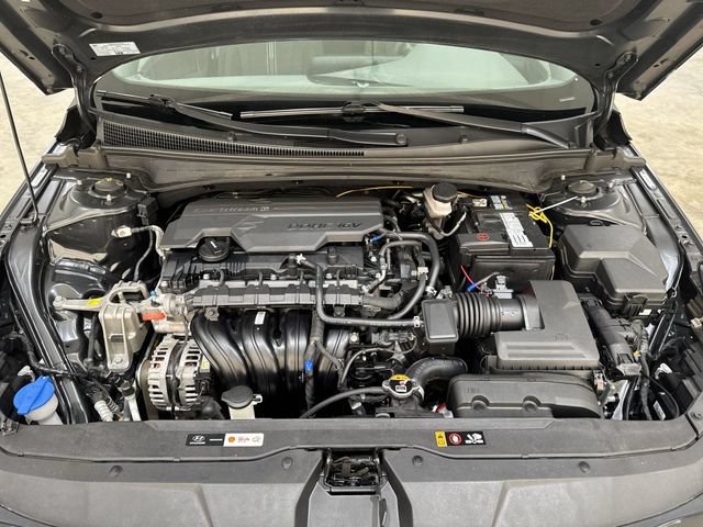 Used 2023 Hyundai Elantra SEL w/ Convenience Package FWD image 29