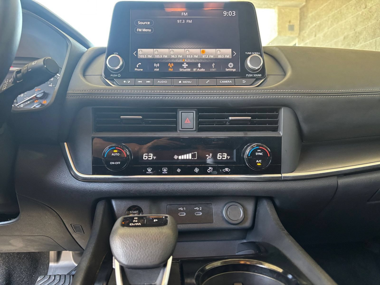 Used 2025 Nissan Rogue SV FWD image 17