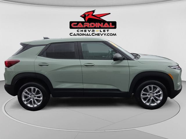 New 2026 Chevrolet TrailBlazer LS w/ LS Convenience Package AWD/4WD image 2