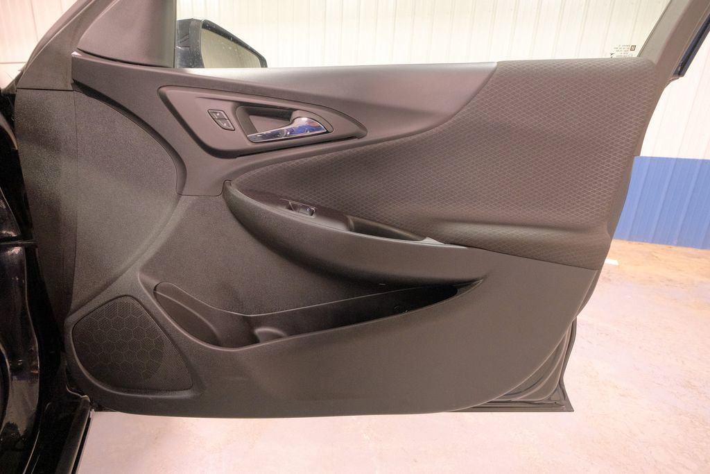 Used 2024 Chevrolet Malibu LT image 16