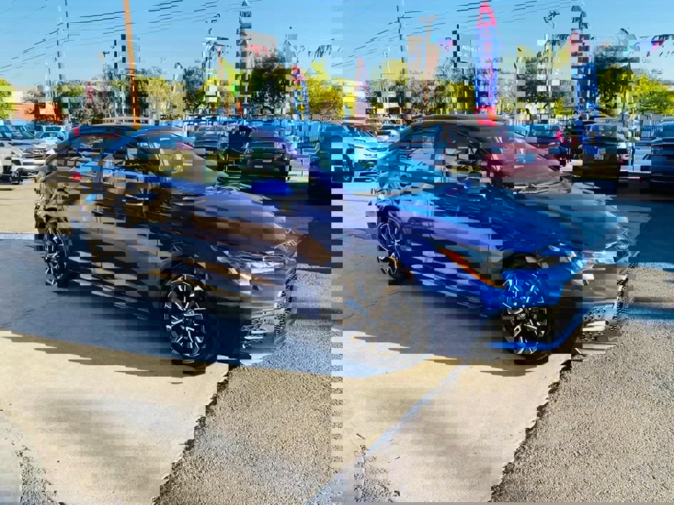 Used 2020 Toyota Corolla SE w/ Carpet Mat Package (TMS) FWD image 15