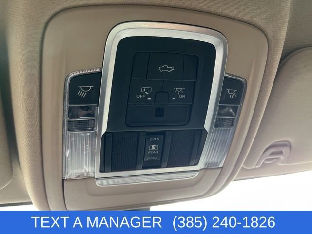 Used 2020 RAM 3500 Laramie image 32